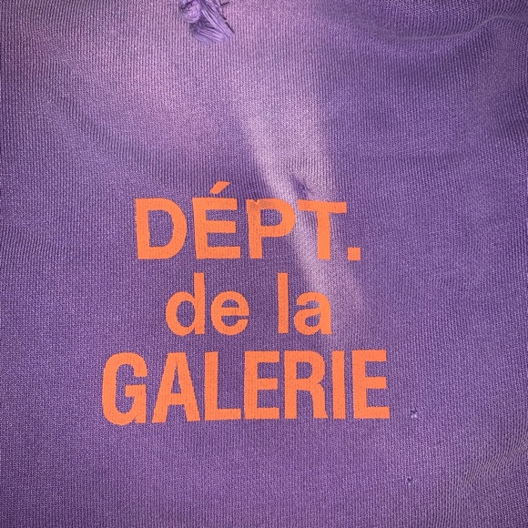 Gallery dept zip up hoodie - ART on display by JOSUÉ THOMAS - Picture 9 of 10